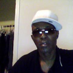 I am a internet marketer and I'm committed to helping others get in on low cost online business opportunities and  mentoring.