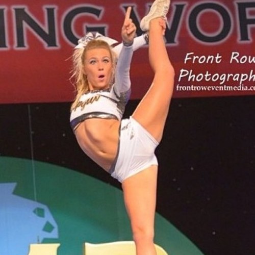 ✨ⓅⓇⒺⓉⓉⓎ ⓁⒾⓉⓉⓁⒺ ⒸⒽⒺⒺⓇⓁⒺⒶⒹⒺⓇⓈ✨ Gurl you betta werk. nothing is as it seems -A