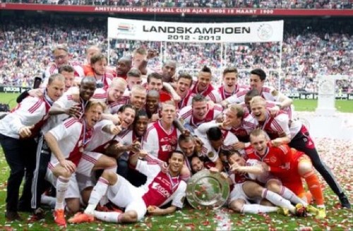 AJAX AMSTERDAM! Op naar de 33! De beste club uit nederland/europa/wereld/universum! Op dit account meer over deze mooie club! NF=FB