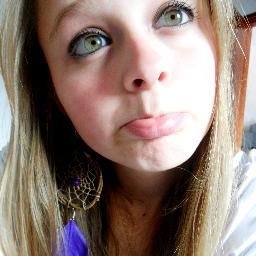''Não sou perfeita, tenho vários defeitos, porém são eles que me fazem ser única!''  ∞  
 @__Alisson1 teamooo meu bb *--*
