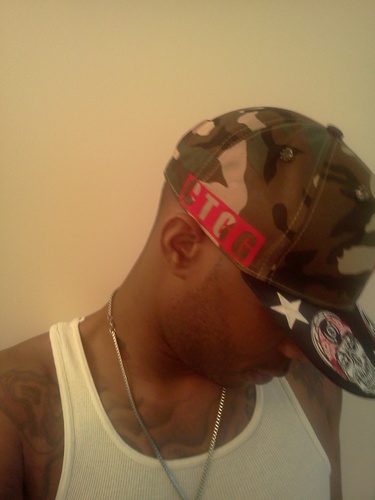Designer @Custom Lyfe/ Owner of the Area51 brand.We customize everything, so let me customize ur lyfe....