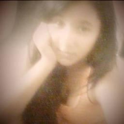FuturaCantante. Novia Celosa Bajita Y Cariñosa Por Ley Hermosa,Yo Kiero a alguien Q cuando me Enoje me saque la lengua y me diga me  Me Encants Cuando Te Enojas