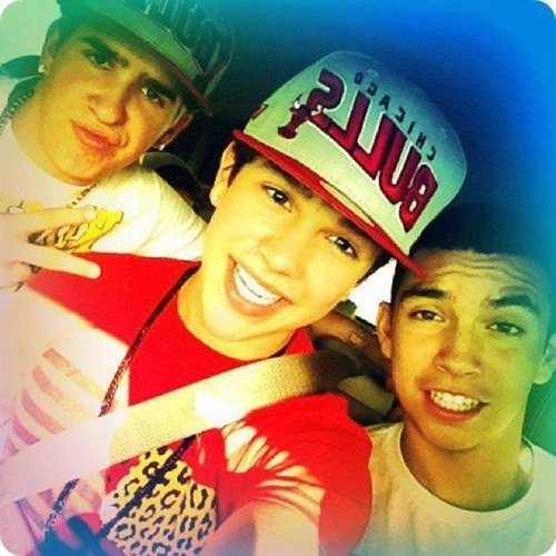This accout is fully dedicated to Austin Mahone!:) i will be tweeting alot of pics and tweets about him:)