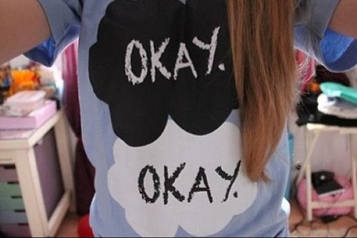 This is a free follow yayayayauyay now follow me on @bangonthepiano please? ily ok bye