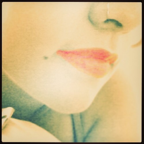 pi_ai_ei's profile picture. If u like theFeel of the Ocean & the taste of The Wine, If u're not in to yoga, Then I'm theLOVE that u've looked for,Follow me,andEscape