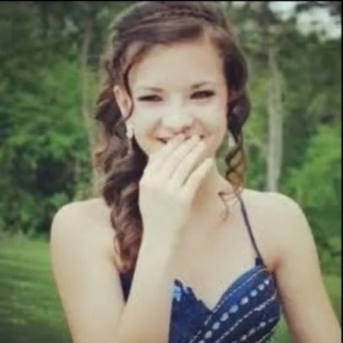 I'm 15 my b-day is march 28. I love kars (karson) so much!!! She is ma best friend forever and always!