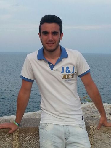 danibob12's profile picture. instagram: danisalas12