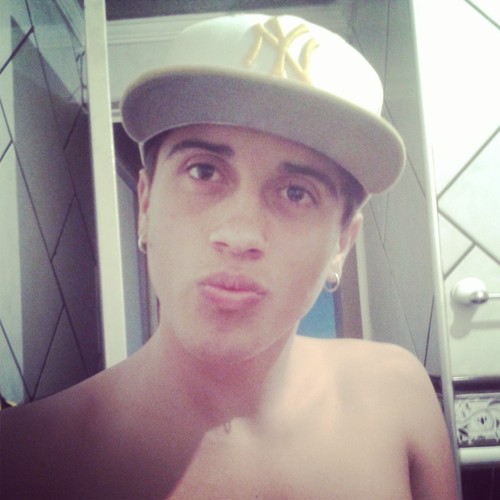 Arrisque-se. Tudo nessa vida vale a pena, basta ter coragem e fé. 
 eu te amo jonathan ♥ / @taamiresilveira