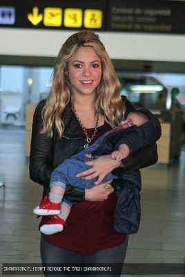 Soy 100% #follobackseguro 100% #shakifans