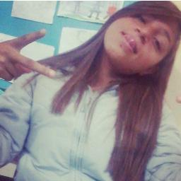 ooooi me shamo vanessa *--* , amooo comer shocolate tenho muuito ciiumes das pessoas qe amoor  s2