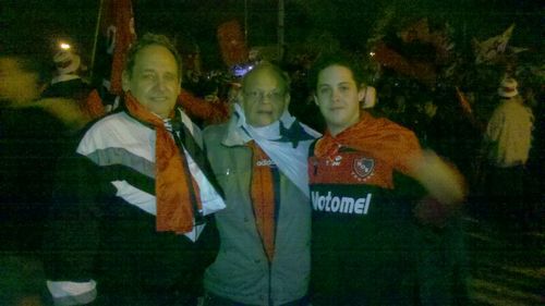 Das poco cuando das tus posesiones. Es cuando das de ti mismo cuando realmente das.
K.G.