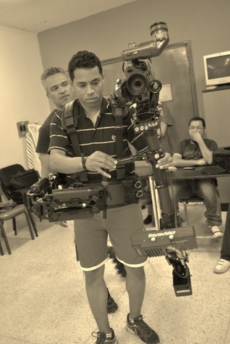 Conductor del podcast @DesdeLaChicana🏎🏁
Fotógrafo, amante del cine y de los viajes ♥