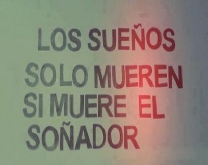 La persona más segura llena de inseguridades. Mi vida a través de un blog  http://t.co/iqjJoIFkks