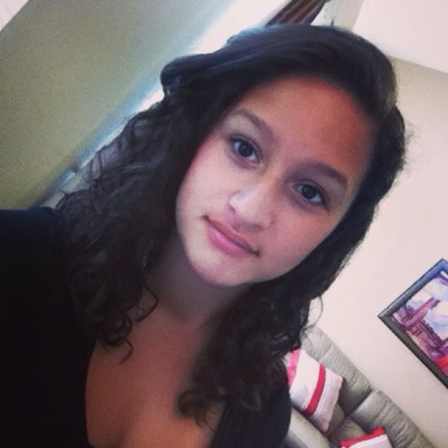 Follow me on instagram lauradoraxoxo and keep loving everyone:*