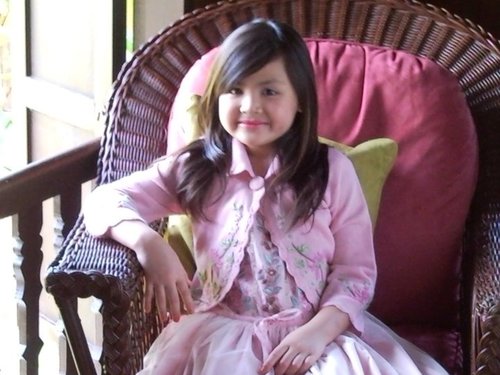 I born to be an Actress also  Love Ice Scating and love family
