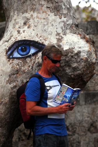 TheGreyGlobe's profile picture. 