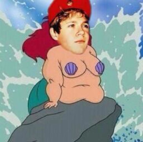 HEY, I JUST GAVE YOU A FREE FOLLOW, NOW PLEASE FOLLOW @lukestagrammm  THANKS I LOVE YOU :)