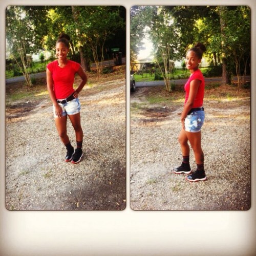 8Teen, C/o 2014, I'm From East Oakland California Where It Goes Dumb  , Yeahhhh Follow A REAL Ass Fee ,!! ❤✌