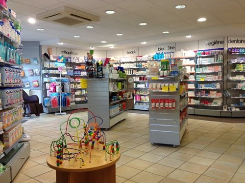 pharmacie - phytotherapie - aromathérapie