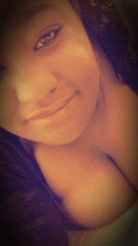 fuck what ppl say imma do mii its best if you do you...... im on that boss shit 
fb: zintaya brewer
 instagram: miss_cookie_monster21
kik:Miss_Boss21