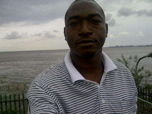 A very credible person to know.I am real and a realist.Just so happy to live my life.