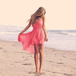 follow me, I follow back! I'm just a blonde anon tweeting girl stuff.