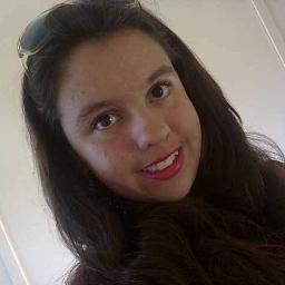 loka, pirada, amiga conta comigo pra tudo eu guardo segredo por você apronto todasme divirto de montão essa sou eu :) ;)