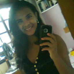 17 anos, ciclista, aquariana, doces, travessuras, família...
