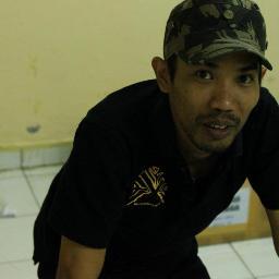 proxymous's profile picture. Tech geek, introvert, cat lover