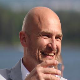 Tre tegner ....er ett gammelt Grunge hue ....Er også avhengig av Neil Young og Led Zeppelin.........