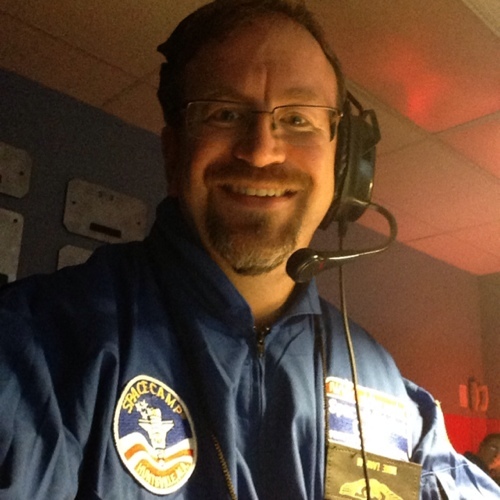 sciteacher96's profile picture. Mr Lanham, Science Teacher at Cambridge HS. Apple Teacher. 
My tweets are my own opinion. Teaching since '96
#GRAIL, #SpaceCamp alumni, #LunarGeologyRocks