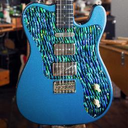 We build stringed instruments, audio horn speakers and tube amps. Home of @CSGuitarmaking where we teach classes in luthiery, handcraft and design.