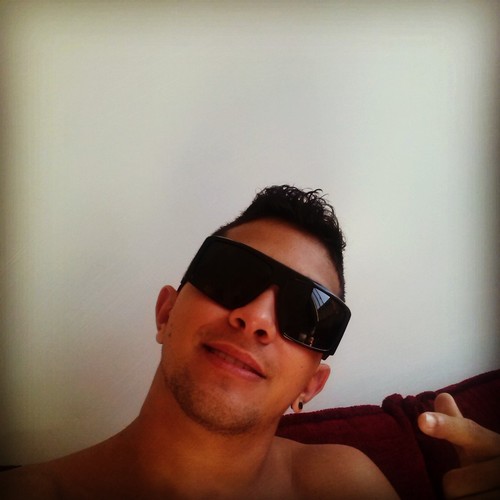 Gastar a onda no céu
E o dinheiro em motel♪