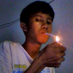 ♥♥♥ Seandainya aku bisa mengatakan betapa kamu sangat berarti untukku. Namun setiap kali aku melihatmu, Aku selalu kalah oleh pandangan matamu dan akhirnya  ♥♥♥