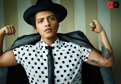 Hooligan since 2010 :) BRUNO MARS IS MY TREASURE! THERE'S ONLY ONE CARROT AND WE ALL GOTTA SHARE IT :)
