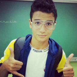 Tenho 13 anos e não faço porra nenhuma da vida! Ousadia &&' Alegria ∞