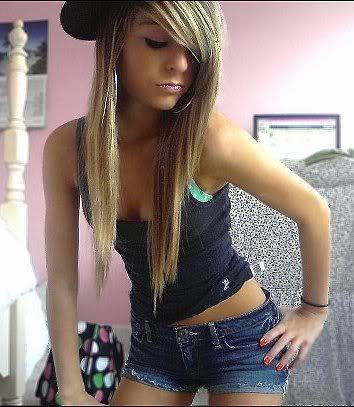 Hi I am Rosella Collins I am a country girl my mom is @LusciousBU my bestie is @RosieLavine  and I am only 20  n single