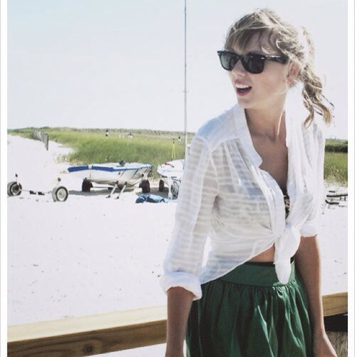 Free follow from @tswiftcandle