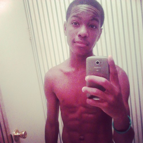 #iHoop
#Takennnnnn
#GoHardOrGoHome
#Sophomore!:^))
#FollowMeIFollowBack
#Kik:TaeTae5150 #Bearkats