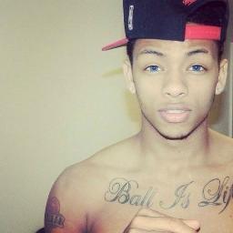 19, Basketballer, ball is life, don't take my tweets too seriously