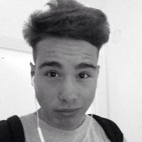 niklashoos's profile picture. Das Beste bist Du. #teamsouljaboy