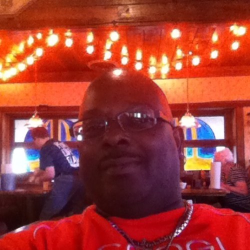 antonio49224's profile picture. 