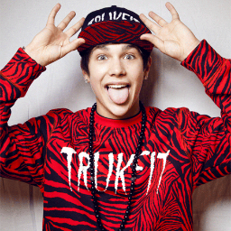 i truly love @austinmahone :) September 13th i finally saw him!!!!!MOM! its AUstIn mahONNNEEE haters gonna hate, mahomies gnna love :)