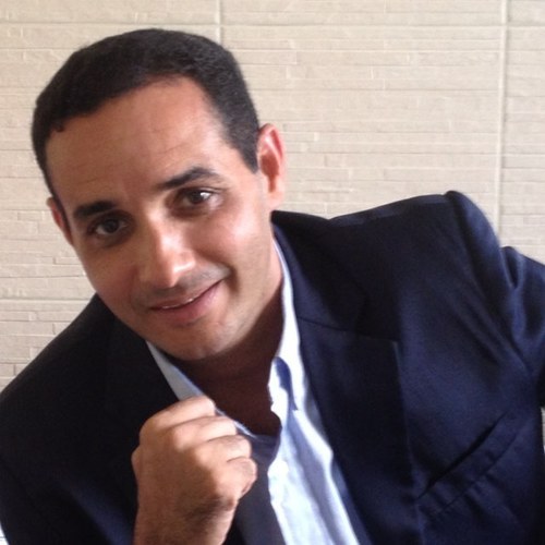 Consultor em Gestão Empresarial.                 Master of Business Administration - MBA. Especialização em Mídias Sociais.