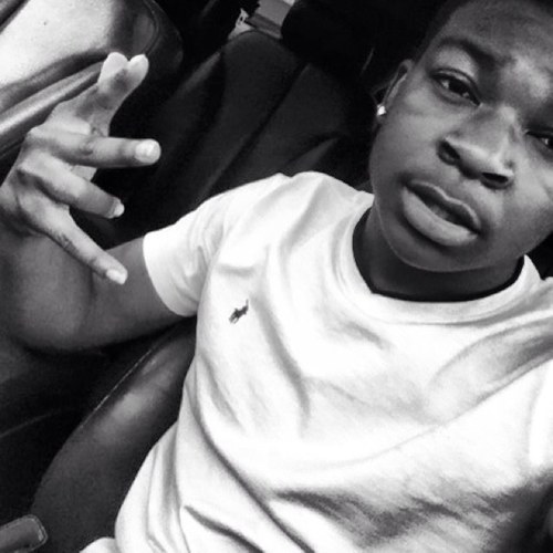 IG : MoneyTawks_ Kik : ChoppaBullets #Ima Fuckin Shooter #Taggs4L #RalphLauren #NikeErthang #32 #MadAve