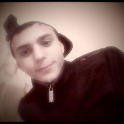 Cause it's you and me and all of the people
With nothing to do, nothing to lose
