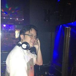 I am a professional DJ as well as a dance music lover. i like all types of dance music ranging from retro to progressive type