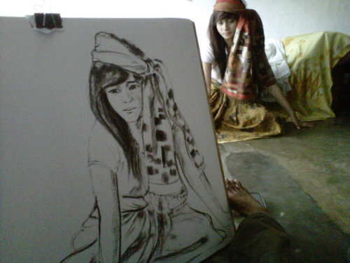 buat yang suka gambar dan yang mau jadi model gambar, setiap hr minggu jam 10 pagi hub: whatsapp:087860214470...  Instagram : jb43_livedraw