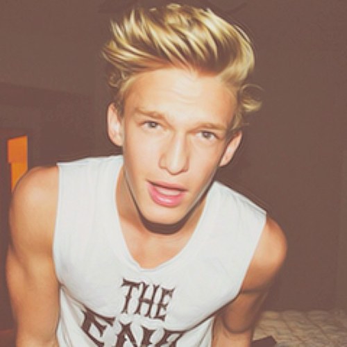 A twitter for all things Cody Simpson. Come on and follow:)