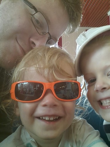 mattjhussey's profile picture. Dad of 3, Software Engineer, Rocker/Metaller, yoyo lover, strategy gamer